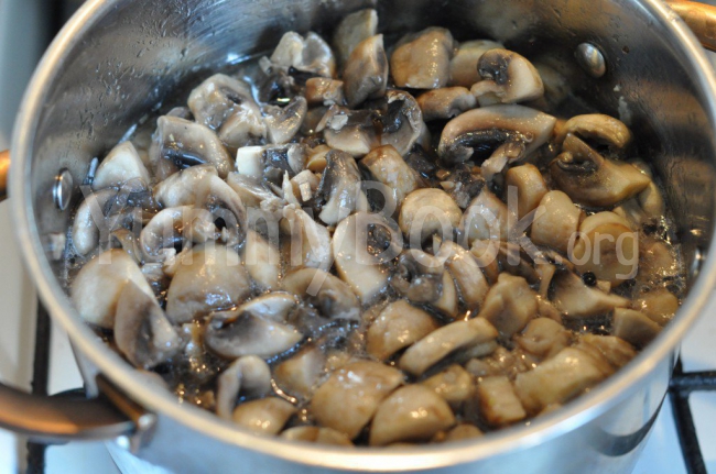 Marinated Champignon Mushrooms