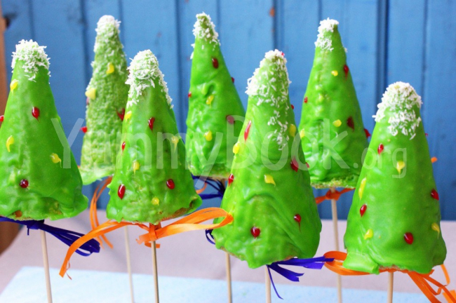 Christmas Tree Cake Pops